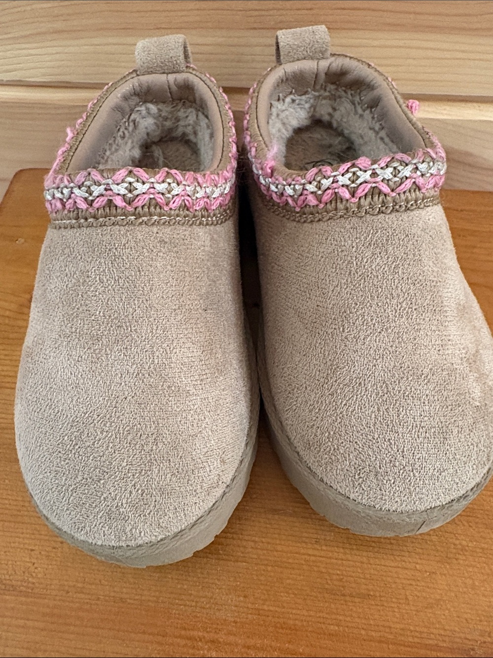Slippers - Picture 5 of 5